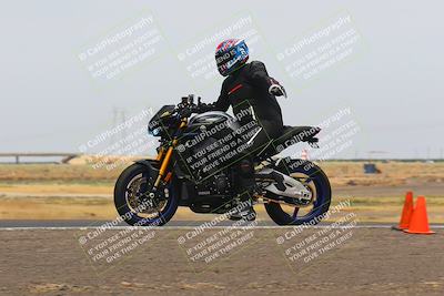 media/Jul-23-2023-TrackDaz (Sun) [[5bdcf0335d]]/Group A/Wheelie Bump (2pm)/